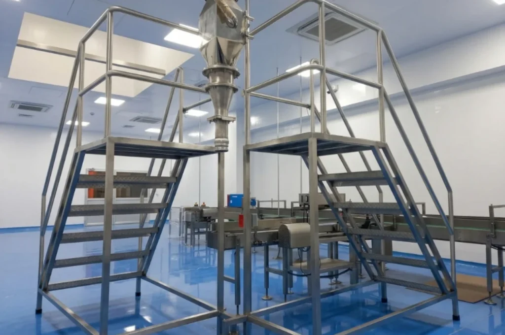 Fabricación de escaleras industriales y plataformas metálicas en Perú.